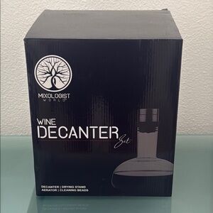 Mixologist World Wine Decanter Set